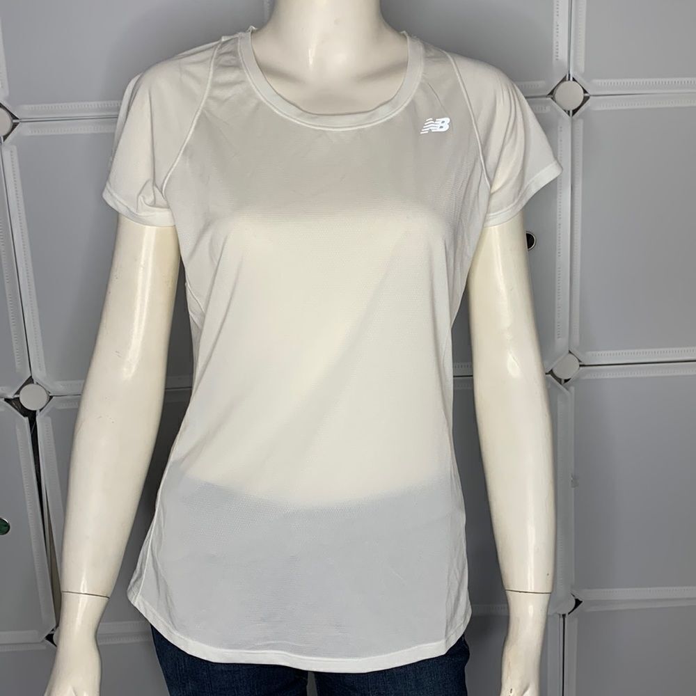 New Balance White Short Sleeve Athletic Top Size Medium
